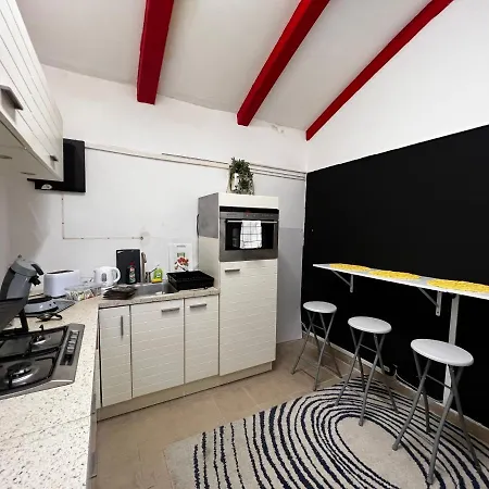 Columbus Vendeghaz Guest house *